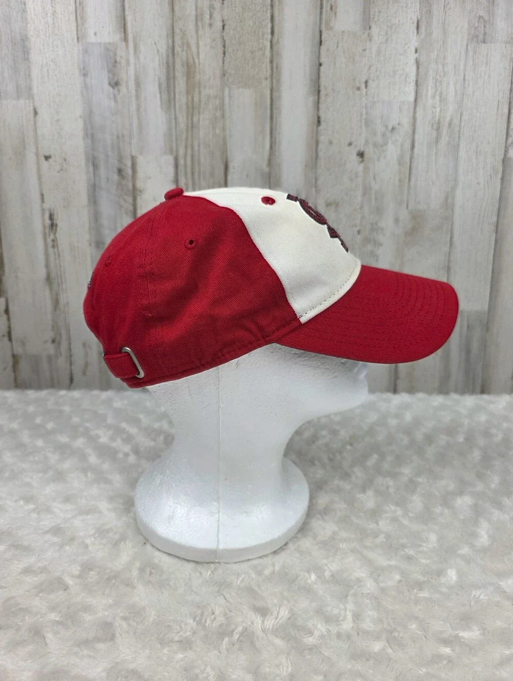 New Era Woman's St. Louis Cardinals Red and White Sequin Logo Baseball Cap OSFA